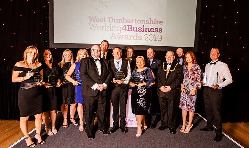 group photo of award winners 2019